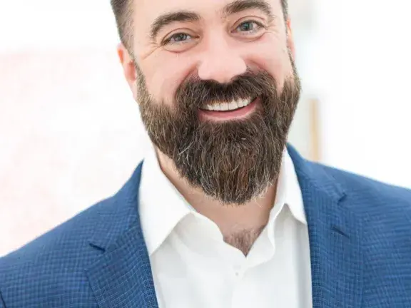 Christopher Eanes headshot