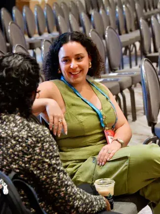 one-on-one meeting at conference
