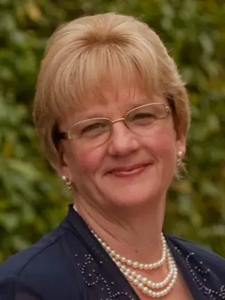 Mary-Langsdorf Mary-Langsdorf