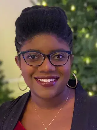 Anisa Adkins Headshot