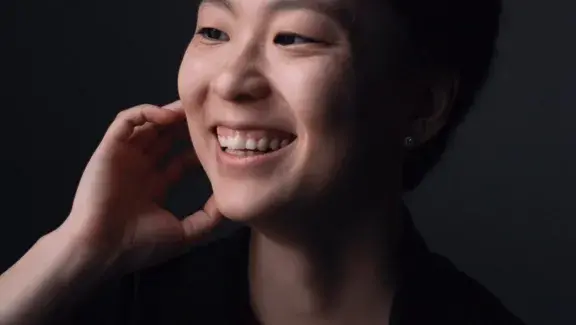 Gloria Yin headshot